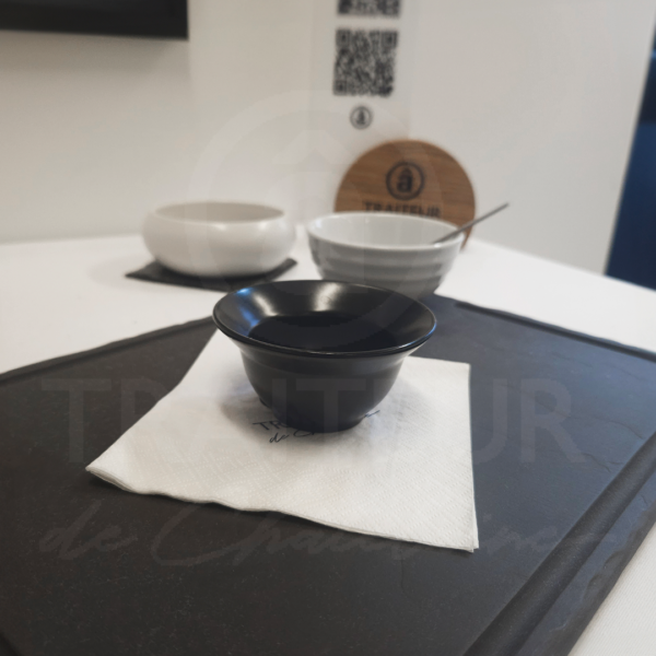 Mini bol soucoupe noire – Image 3